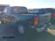 2006 GMC Sierra 1500 SLE1 z VIN 1GTEK19Z26Z127442, wystawiony jako IAAI lot #41117289 z przebiegiem 197 240 mil mil oraz . Historia ofert i sprzedaży dostępna na DreamBid. Obrazek 3.