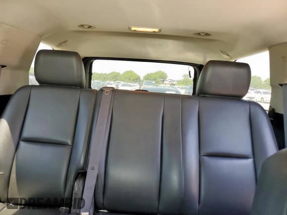 2013 Chevrolet Tahoe Commercial z VIN 1GNSK2E09DR349030, wystawiony jako Copart lot #69140325 z przebiegiem 163 621 mil mil oraz Czysty tytuł • Clean title. Historia ofert i sprzedaży dostępna na DreamBid. Obrazek 10.