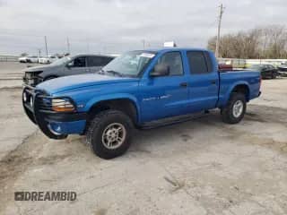 2000 Dodge Dakota Sport with VIN 1B7GG2AN0YS699193, listed as a Copart auction lot 51438325 with 127,106 mi miles and Salvage title. Bid and sale history available at DreamBid. Image 1.