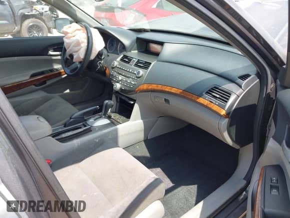 2011 Honda Accord EX с VIN 1HGCP2F75BA042591, выставлен на аукционе IAAI как лот 42941463 с пробегом 110 489 миль миль и . История ставок и продаж доступна на DreamBid. Изображение 5.