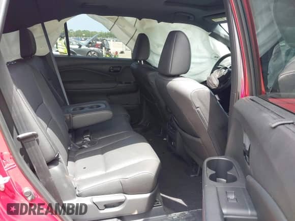 2023 Honda Passport Elite z VIN 5FNYF8H01PB031645, wystawiony jako IAAI lot #42495265 z przebiegiem 29 633 mil mil oraz . Historia ofert i sprzedaży dostępna na DreamBid. Obrazek 8.