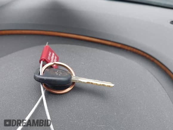 2012 Chevrolet Malibu 2LT z VIN 1G1ZD5E03CF331621, wystawiony jako IAAI lot #43117702 z przebiegiem 127 540 mil mil oraz . Historia ofert i sprzedaży dostępna na DreamBid. Obrazek 11.