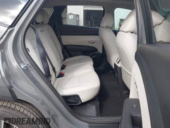 2025 Hyundai Tucson SEL Convenience с VIN 5NMJC3DEXSH522642, выставлен на аукционе IAAI как лот 42841623 с пробегом 1 926 миль миль и . История ставок и продаж доступна на DreamBid. Изображение 8.