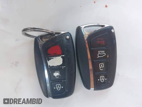 2013 Hyundai Santa Fe Sport with VIN 5XYZUDLAXDG085338, listed as a IAAI auction lot 42855101 with 185,441 mi miles and . Bid and sale history available at DreamBid. Image 11.