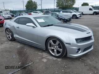2010 Chevrolet Camaro 2SS с VIN 2G1FK1EJ9A9175875, выставлен на аукционе IAAI как лот 43385480 с пробегом 71 046 миль миль и . История ставок и продаж доступна на DreamBid. Изображение 1.