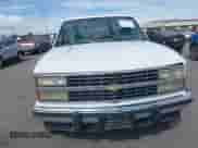 1993 Chevrolet Suburban с VIN 1GNFK16K6PJ397809, выставлен на аукционе IAAI как лот 43161521 с пробегом 263 559 миль миль и . История ставок и продаж доступна на DreamBid. Изображение 6.