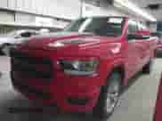 2022 Ram 1500 Laramie z VIN 1C6SRFJM5NN281393, wystawiony jako IAAI lot #43254075 z przebiegiem 55 002 mil mil oraz . Historia ofert i sprzedaży dostępna na DreamBid. Obrazek 2.