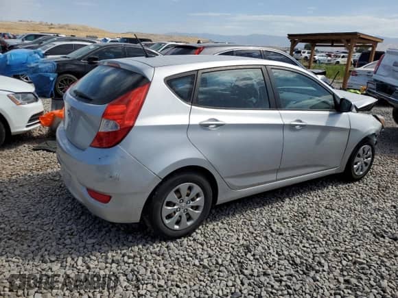 2017 Hyundai Accent SE с VIN KMHCT5AE2HU301591, выставлен на аукционе Copart как лот 65539115 с пробегом 117 001 миль миль и Списание • Salvage title. История ставок и продаж доступна на DreamBid. Изображение 3.