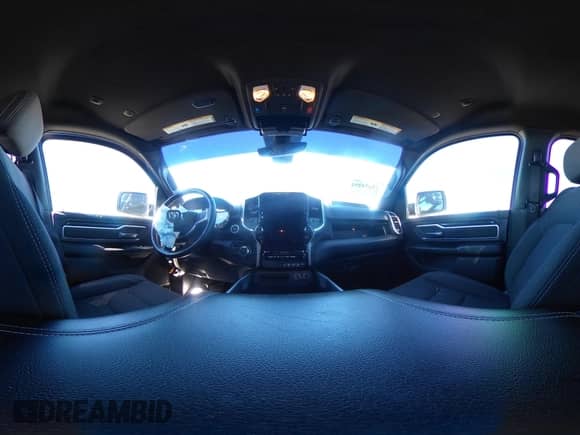 2020 Ram 1500 Big Horn z VIN 1C6RREFT1LN239180, wystawiony jako IAAI lot #41074294 z przebiegiem 133 807 mil mil oraz . Historia ofert i sprzedaży dostępna na DreamBid. Obrazek 20.