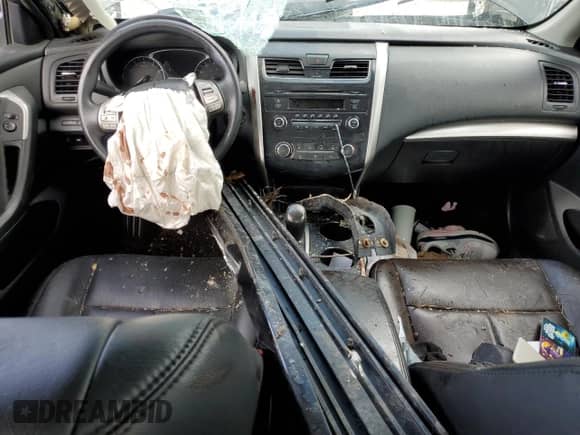 2015 Nissan Altima S z VIN 1N4AL3AP7FC452193, wystawiony jako Copart lot #82082265 z przebiegiem Nie podano mil oraz Szkoda całkowita • Salvage title. Historia ofert i sprzedaży dostępna na DreamBid. Obrazek 8.