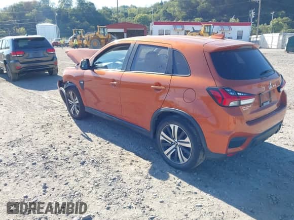 2020 Mitsubishi Outlander ES с VIN JA4AP3AUXLU030441, выставлен на аукционе IAAI как лот 43364074 с пробегом 27 357 миль миль и . История ставок и продаж доступна на DreamBid. Изображение 3.