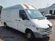2005 Dodge Sprinter with VIN WD0PD744355839151, listed as a Copart auction lot 68131355 with 246,648 mi miles and Clean title. Bid and sale history available at DreamBid. Image 1.
