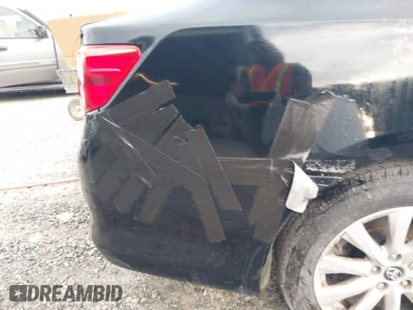 2013 Toyota Camry LE с VIN 4T4BF1FK0DR282100, выставлен на аукционе IAAI как лот 43421494 с пробегом Не указан миль и . История ставок и продаж доступна на DreamBid. Изображение 18.