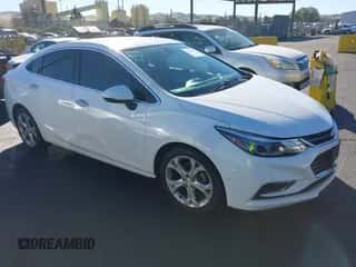2017 Chevrolet Cruze Premier z VIN 1G1BF5SM5H7246669, wystawiony jako IAAI lot #43549517 z przebiegiem 160 940 mil mil oraz . Historia ofert i sprzedaży dostępna na DreamBid. Obrazek 1.