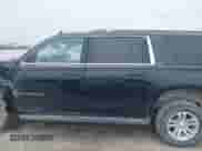 2019 Chevrolet Suburban LT с VIN 1GNSKHKC8KR369851, выставлен на аукционе IAAI как лот 42438387 с пробегом 206 898 миль миль и . История ставок и продаж доступна на DreamBid. Изображение 14.