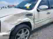 2009 Cadillac Escalade ESV with VIN 1GYFK26239R224780, listed as a IAAI auction lot 42794611 with 109,490 mi miles and . Bid and sale history available at DreamBid. Image 6.