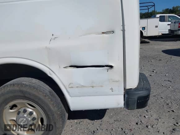 2017 Chevrolet Express Cargo с VIN 1GCZGHFGXH1135675, выставлен на аукционе IAAI как лот 43295864 с пробегом 203 515 миль миль и . История ставок и продаж доступна на DreamBid. Изображение 6.