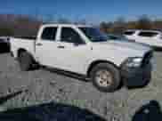 2016 Ram 1500 Tradesman z VIN 1C6RR6KG9GS195337, wystawiony jako Copart lot #88055945 z przebiegiem 243 713 mil mil oraz Szkoda całkowita • Salvage title. Historia ofert i sprzedaży dostępna na DreamBid. Obrazek 4.