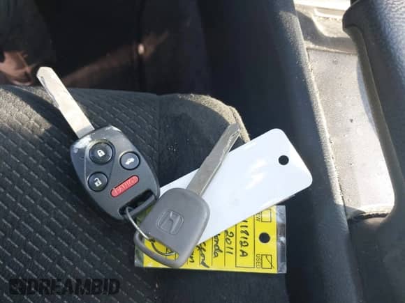 2011 Honda Accord EX с VIN 1HGCP2F73BA077128, выставлен на аукционе IAAI как лот 42905909 с пробегом 207 273 миль миль и . История ставок и продаж доступна на DreamBid. Изображение 11.