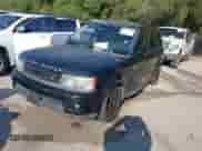 2010 Land Rover Range Rover Sport HSE Lux z VIN SALSK2D4XAA216440, wystawiony jako IAAI lot #43371806 z przebiegiem 171 055 mil mil oraz . Historia ofert i sprzedaży dostępna na DreamBid. Obrazek 2.