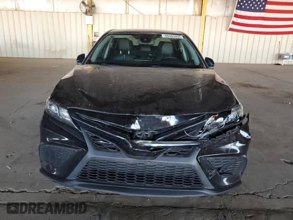2023 Toyota Camry SE z VIN 4T1G11AK9PU774148, wystawiony jako Copart lot #80403455 z przebiegiem 34 354 mil mil oraz Szkoda całkowita • Salvage title. Historia ofert i sprzedaży dostępna na DreamBid. Obrazek 5.