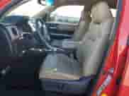 2015 Toyota Tundra Limited z VIN 5TFHW5F12FX458377, wystawiony jako Copart lot #85580345 z przebiegiem 116 352 mil mil oraz Szkoda całkowita • Salvage title. Historia ofert i sprzedaży dostępna na DreamBid. Obrazek 7.