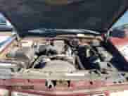 1997 GMC Sierra 1500 z VIN 1GTEK14R3VZ506326, wystawiony jako Copart lot #87036644 z przebiegiem 212 945 mil mil oraz Czysty tytuł • Clean title. Historia ofert i sprzedaży dostępna na DreamBid. Obrazek 11.