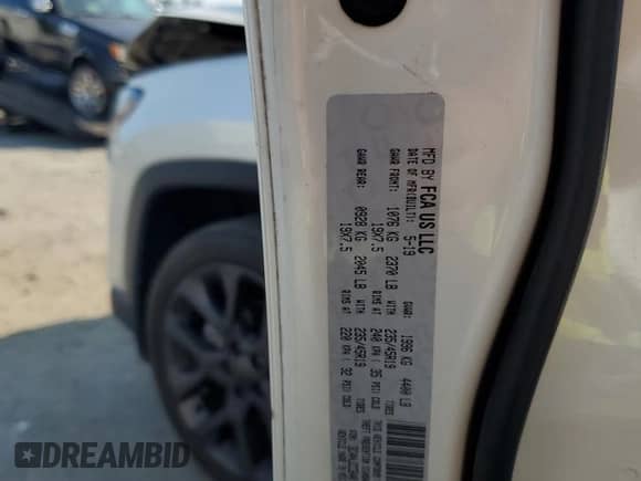 2019 Jeep Compass Limited z VIN 3C4NJCCB4KT782519, wystawiony jako Copart lot #81130945 z przebiegiem 59 951 mil mil oraz Szkoda całkowita • Salvage title. Historia ofert i sprzedaży dostępna na DreamBid. Obrazek 13.