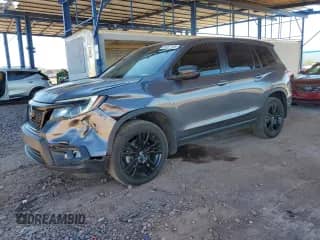 2021 Honda Passport Sport с VIN 5FNYF8H24MB016666, выставлен на аукционе Copart как лот 81897105 с пробегом 51 957 миль миль и Списание • Salvage title. История ставок и продаж доступна на DreamBid. Изображение 1.