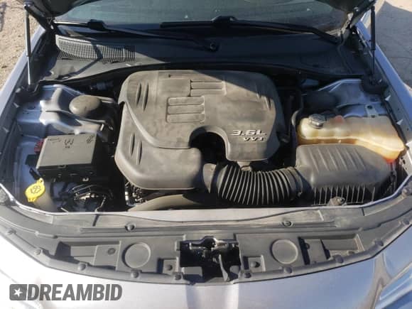 2016 Chrysler 300 C с VIN 2C3CCAKG0GH270229, выставлен на аукционе Copart как лот 62929795 с пробегом 58 718 миль миль и Списание • Salvage title. История ставок и продаж доступна на DreamBid. Изображение 11.