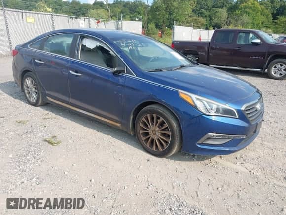 2015 Hyundai Sonata Sport с VIN 5NPE34AF6FH182743, выставлен на аукционе IAAI как лот 43139687 с пробегом 100 112 миль миль и . История ставок и продаж доступна на DreamBid. Изображение 1.