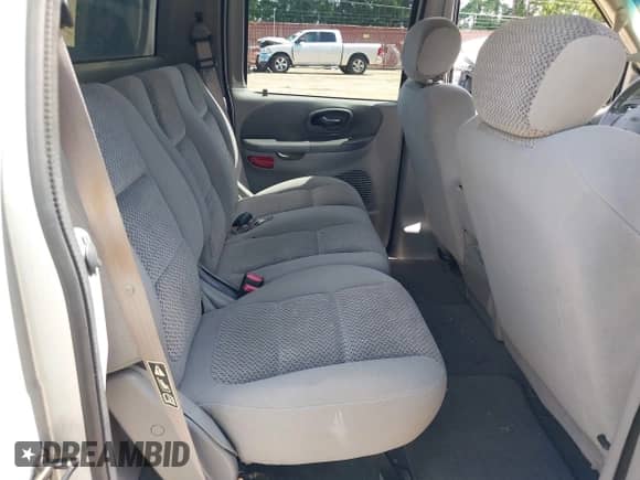 2002 Ford F-150 XLT with VIN 1FTRW07602KB73444, listed as a IAAI auction lot 42744286 with 208,152 mi miles and . Bid and sale history available at DreamBid. Image 8.