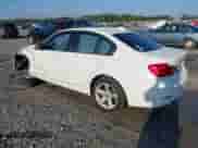 2013 BMW 3 Series 320i z VIN WBA3B1C54DF461514, wystawiony jako IAAI lot #42648907 z przebiegiem 161 024 mil mil oraz . Historia ofert i sprzedaży dostępna na DreamBid. Obrazek 3.