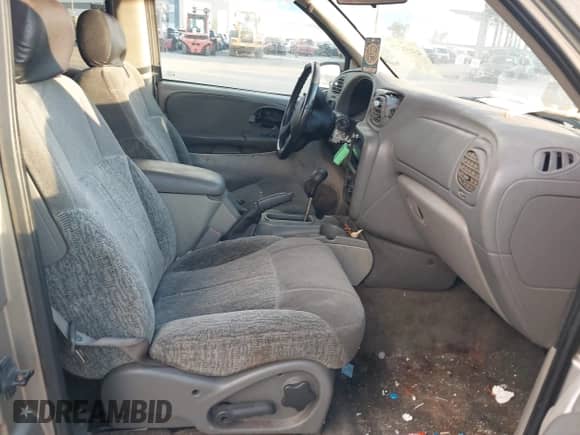 2002 Chevrolet TrailBlazer LS с VIN 1GNDS13SX22189768, выставлен на аукционе IAAI как лот 43058729 с пробегом 284 604 миль миль и . История ставок и продаж доступна на DreamBid. Изображение 5.
