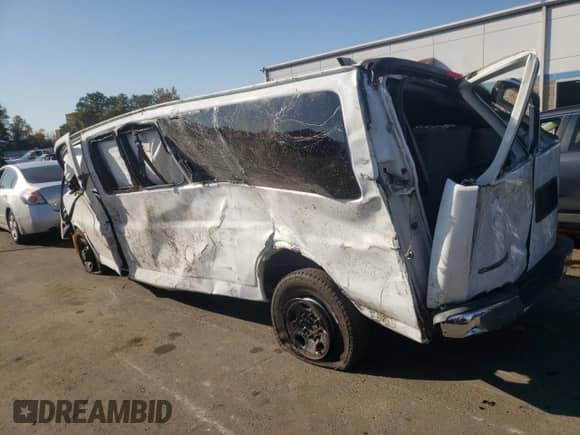 2013 Chevrolet Express Passenger LT с VIN 1GAZG1FGXD1164040, выставлен на аукционе Copart как лот 77002594 с пробегом Не указан миль и Списание • Salvage title. История ставок и продаж доступна на DreamBid. Изображение 2.