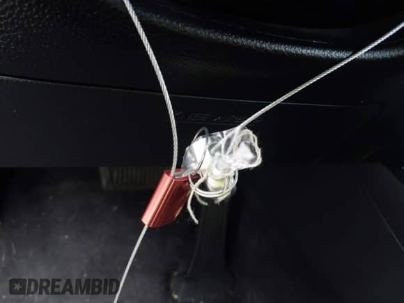 2014 Hyundai Azera Limited с VIN KMHFH4JG5EA353031, выставлен на аукционе IAAI как лот 42999199 с пробегом 90 247 миль миль и . История ставок и продаж доступна на DreamBid. Изображение 11.