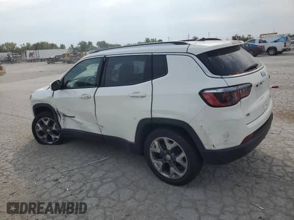 2019 Jeep Compass Limited z VIN 3C4NJCCB3KT814814, wystawiony jako Copart lot #81317435 z przebiegiem 129 431 mil mil oraz Szkoda całkowita • Salvage title. Historia ofert i sprzedaży dostępna na DreamBid. Obrazek 2.