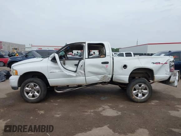 2002 Dodge 1500 with VIN 1D7HU18Z32J221062, listed as a IAAI auction lot 42625419 with 279,248 mi miles and . Bid and sale history available at DreamBid. Image 14.