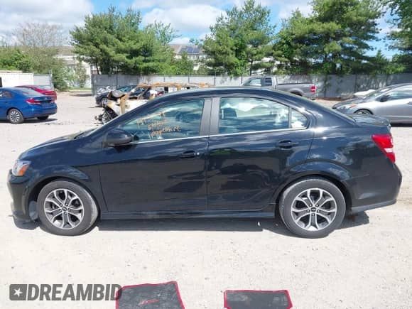 2019 Chevrolet Sonic LT with VIN 1G1JD5SB3K4108587, listed as a IAAI auction lot 42214468 with 122,678 mi miles and . Bid and sale history available at DreamBid. Image 14.