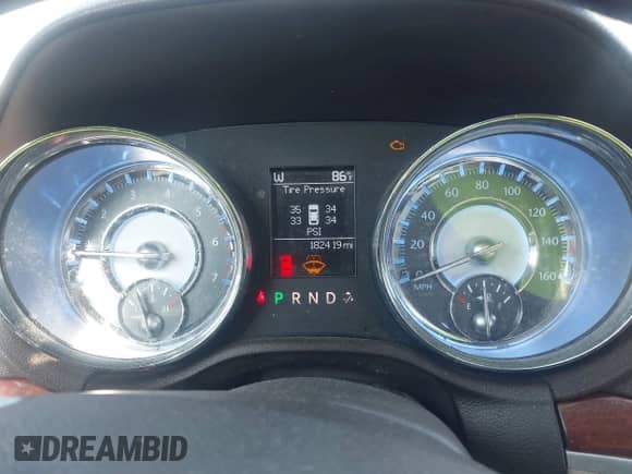 2011 Chrysler 300 C с VIN 2C3CA6CT4BH598972, выставлен на аукционе IAAI как лот 42567295 с пробегом 182 419 миль миль и . История ставок и продаж доступна на DreamBid. Изображение 7.