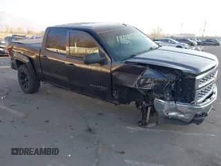 2014 Chevrolet Silverado 1500 LT z VIN 3GCUKREC9EG303512, wystawiony jako IAAI lot #40999025 z przebiegiem 110 361 mil mil oraz . Historia ofert i sprzedaży dostępna na DreamBid. Obrazek 1.