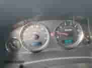 2006 Jeep Commander Limited z VIN 1J8HH58N76C247976, wystawiony jako Copart lot #88149615 z przebiegiem 155 922 mil mil oraz Szkoda całkowita • Salvage title. Historia ofert i sprzedaży dostępna na DreamBid. Obrazek 9.