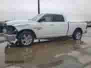 2019 Ram 1500 SLT z VIN 1C6RR6TT4KS510002, wystawiony jako Copart lot #45116645 z przebiegiem 118 447 mil mil oraz Szkoda całkowita • Salvage title. Historia ofert i sprzedaży dostępna na DreamBid. Obrazek 1.
