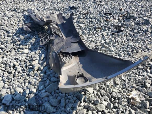 2011 Toyota Sienna LE AAS with VIN 5TDKK3DC5BS175322, listed as a Copart auction lot 65924535 with 226,889 mi miles and Salvage title. Bid and sale history available at DreamBid. Image 13.