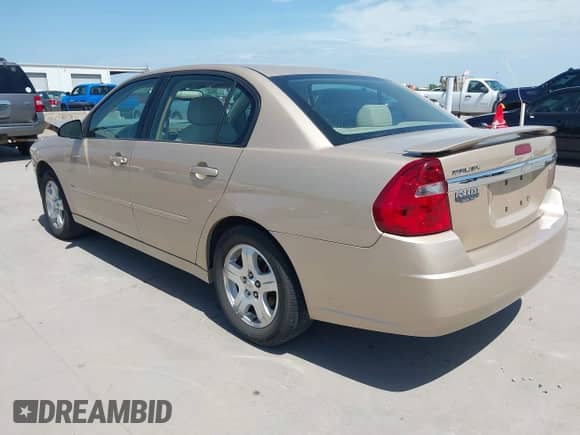 2005 Chevrolet Malibu LT z VIN 1G1ZU54855F132001, wystawiony jako IAAI lot #42761060 z przebiegiem 74 957 mil mil oraz . Historia ofert i sprzedaży dostępna na DreamBid. Obrazek 3.