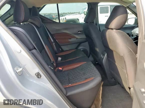 2021 Nissan Kicks SR z VIN 3N1CP5DV5ML516586, wystawiony jako Copart lot #81148845 z przebiegiem 33 756 mil mil oraz Szkoda całkowita • Salvage title. Historia ofert i sprzedaży dostępna na DreamBid. Obrazek 11.