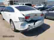 2018 Chevrolet Malibu Premier с VIN 1G1ZE5SX0JF163660, выставлен на аукционе IAAI как лот 42834792 с пробегом 66 975 миль миль и . История ставок и продаж доступна на DreamBid. Изображение 6.