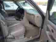 2003 GMC Sierra 1500 SLE с VIN 2GTEC19T331322964, выставлен на аукционе IAAI как лот 41340834 с пробегом 176 777 миль миль и . История ставок и продаж доступна на DreamBid. Изображение 5.