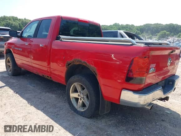 2011 Ram 1500 Big Horn z VIN 1D7RV1GT1BS690370, wystawiony jako IAAI lot #42775073 z przebiegiem 247 509 mil mil oraz . Historia ofert i sprzedaży dostępna na DreamBid. Obrazek 3.