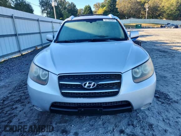 2007 Hyundai Santa Fe SE z VIN 5NMSH13E77H128423, wystawiony jako Copart lot #82700565 z przebiegiem 219 545 mil mil oraz Czysty tytuł • Clean title. Historia ofert i sprzedaży dostępna na DreamBid. Obrazek 5.